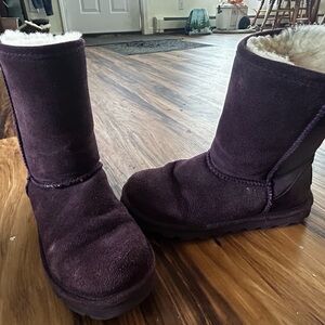 Bearpaw Elle Short, purple